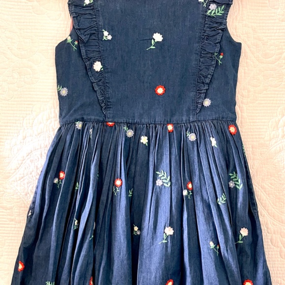 NWT Mini Boden Chambray Embroidered Frill Dress Cotton |  Girls size 11/12 - Picture 5 of 7
